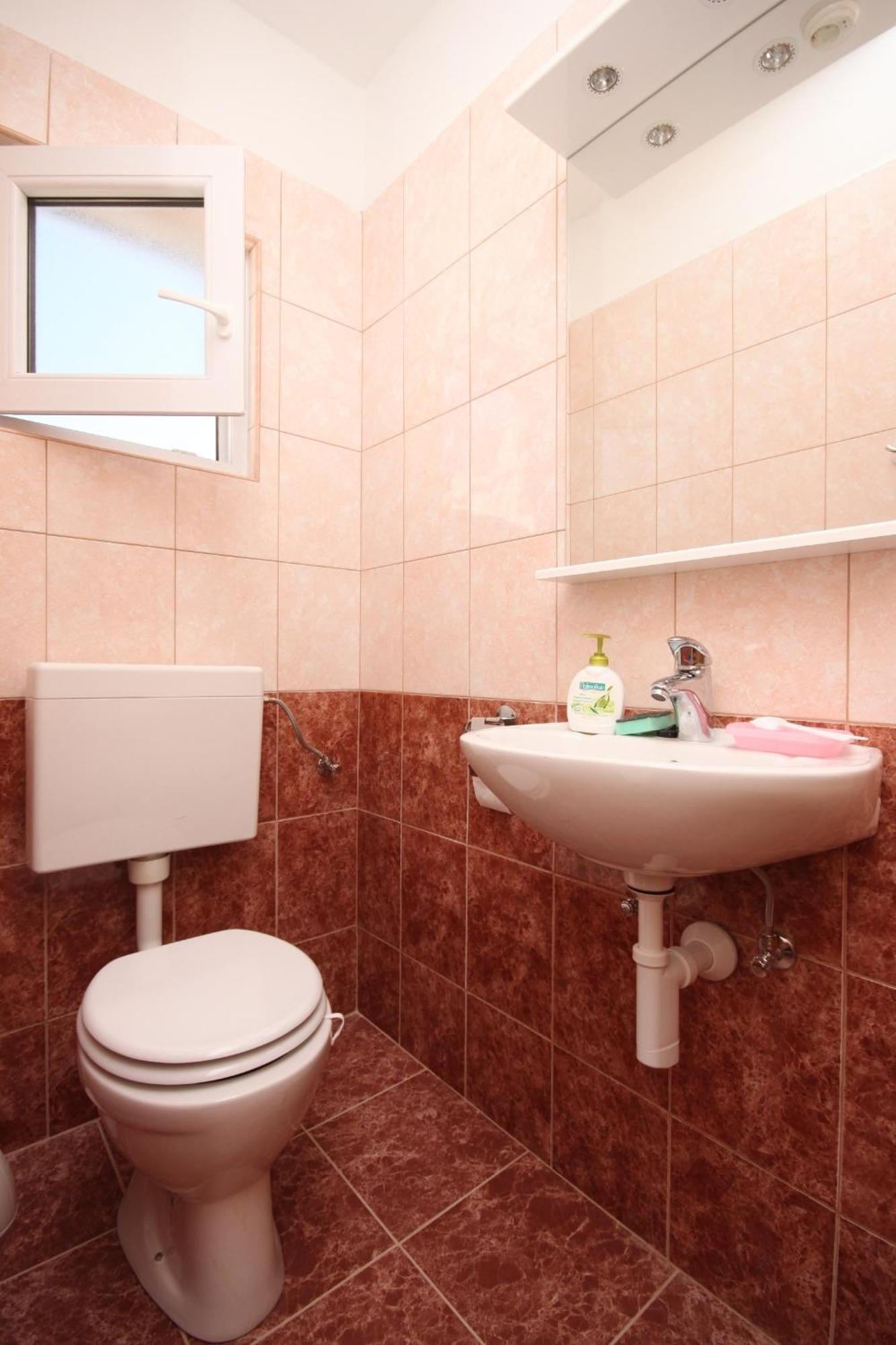 Apartments And Rooms With Parking Space Gradac, Makarska - 6819 กราดัซ ห้อง รูปภาพ